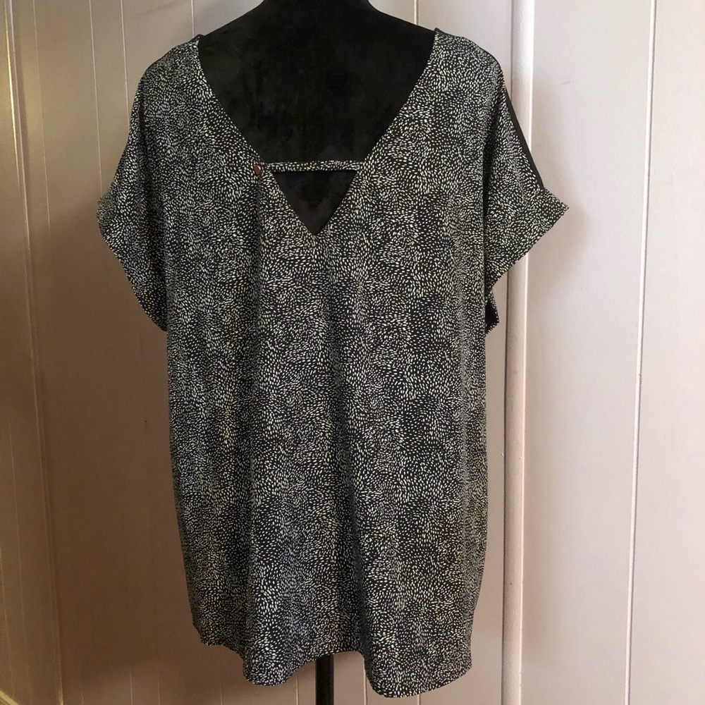 A New Day Top